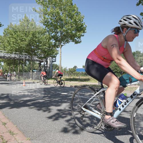 09.08.2026 - GEWOBA Citytriathlon Bremen Michael Burmester http://msf.ph/oto/9957531 09.08.2026 13:11:40 Radfahren 582, 606, 609, 611, 655, 726, 790, 867, 869, 901, 990 meine-sportfotos.de