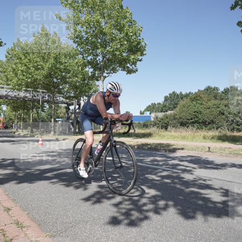 09.08.2026 - GEWOBA Citytriathlon Bremen Michael Burmester http://msf.ph/oto/9957537 09.08.2026 13:11:57 Radfahren 726, 783, 848, 855, 867, 990, 1119 meine-sportfotos.de