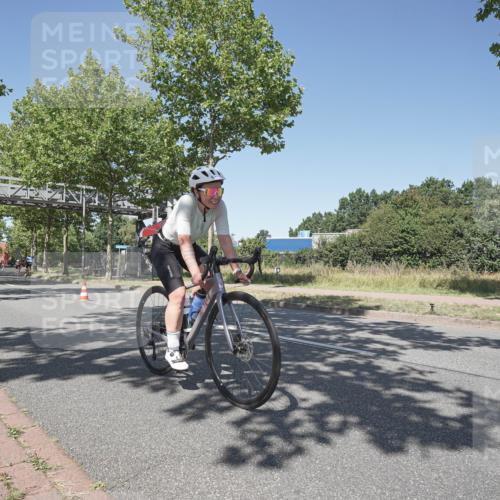 09.08.2026 - GEWOBA Citytriathlon Bremen Michael Burmester http://msf.ph/oto/9957547 09.08.2026 13:12:18 Radfahren 636, 638, 745, 758, 781, 812, 861, 864, 909, 935, 981, 1015, 1019 meine-sportfotos.de