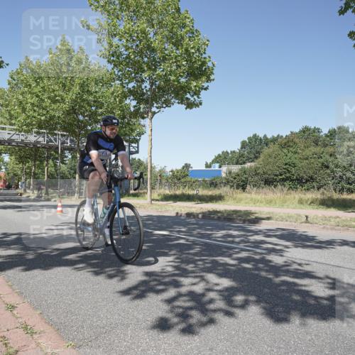 09.08.2026 - GEWOBA Citytriathlon Bremen Michael Burmester http://msf.ph/oto/9957569 09.08.2026 13:12:51 Radfahren 804, 960, 1006, 1142 meine-sportfotos.de