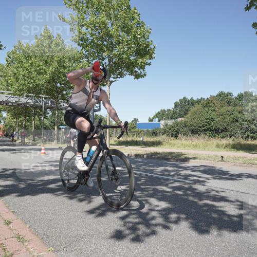 09.08.2026 - GEWOBA Citytriathlon Bremen Michael Burmester http://msf.ph/oto/9957574 09.08.2026 13:12:57 Radfahren 804, 939, 960, 1006, 1118, 1138, 1142 meine-sportfotos.de