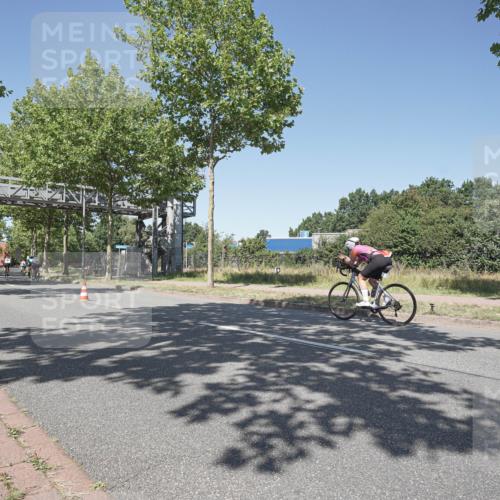 09.08.2026 - GEWOBA Citytriathlon Bremen Michael Burmester http://msf.ph/oto/9957587 09.08.2026 13:13:33 Radfahren 568, 759, 871, 920, 921, 982 meine-sportfotos.de