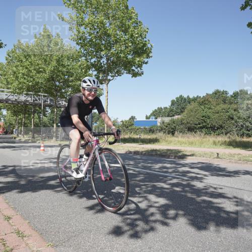 09.08.2026 - GEWOBA Citytriathlon Bremen Michael Burmester http://msf.ph/oto/9957593 09.08.2026 13:13:47 Radfahren 568, 759, 763, 840, 897, 970, 1156 meine-sportfotos.de