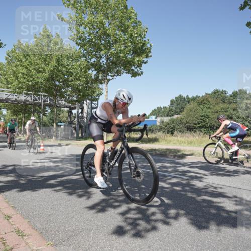 09.08.2026 - GEWOBA Citytriathlon Bremen Michael Burmester http://msf.ph/oto/9957603 09.08.2026 13:14:15 Radfahren 902, 912, 972, 1146, 1147 meine-sportfotos.de