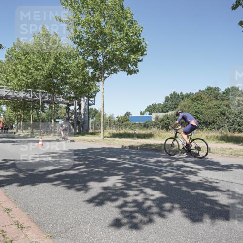 09.08.2026 - GEWOBA Citytriathlon Bremen Michael Burmester http://msf.ph/oto/9957614 09.08.2026 13:14:42 Radfahren 872, 896 meine-sportfotos.de