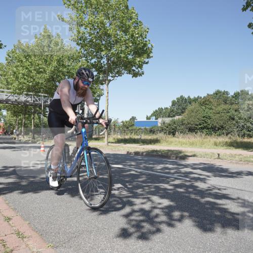 09.08.2026 - GEWOBA Citytriathlon Bremen Michael Burmester http://msf.ph/oto/9957618 09.08.2026 13:14:57 Radfahren 574, 653, 896, 948, 1017 meine-sportfotos.de