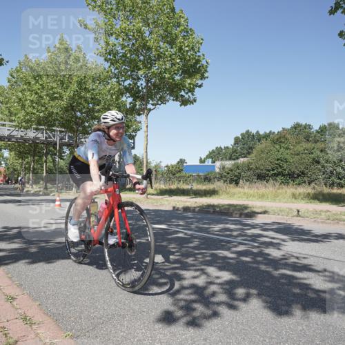09.08.2026 - GEWOBA Citytriathlon Bremen Michael Burmester http://msf.ph/oto/9957621 09.08.2026 13:15:01 Radfahren 565, 574, 653, 948, 1017 meine-sportfotos.de