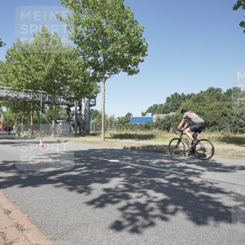 09.08.2026 - GEWOBA Citytriathlon Bremen Michael Burmester http://msf.ph/oto/9957639 09.08.2026 13:15:39 Radfahren 673, 727, 809, 844, 888, 954 meine-sportfotos.de