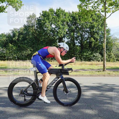 09.08.2026 - GEWOBA Citytriathlon Bremen Michael Burmester http://msf.ph/oto/9957677 09.08.2026 10:18:34 Radfahren 280, 302, 306 meine-sportfotos.de
