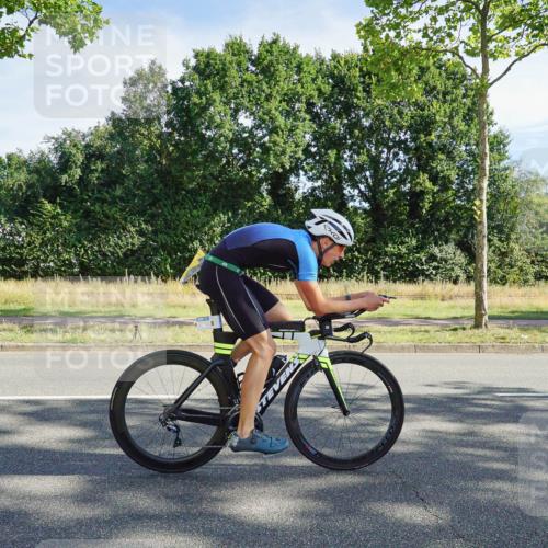 09.08.2026 - GEWOBA Citytriathlon Bremen Michael Burmester http://msf.ph/oto/9957678 09.08.2026 10:18:38 Radfahren 280, 302, 306 meine-sportfotos.de