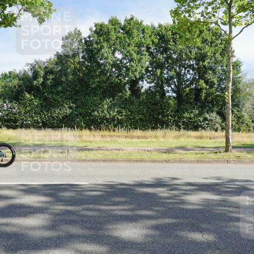 09.08.2026 - GEWOBA Citytriathlon Bremen Michael Burmester http://msf.ph/oto/9957680 09.08.2026 10:19:30 Radfahren  meine-sportfotos.de