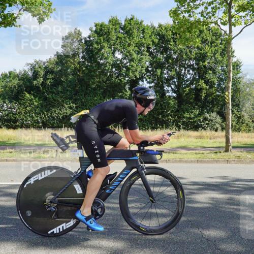 09.08.2026 - GEWOBA Citytriathlon Bremen Michael Burmester http://msf.ph/oto/9957689 09.08.2026 10:21:37 Radfahren 287, 349 meine-sportfotos.de