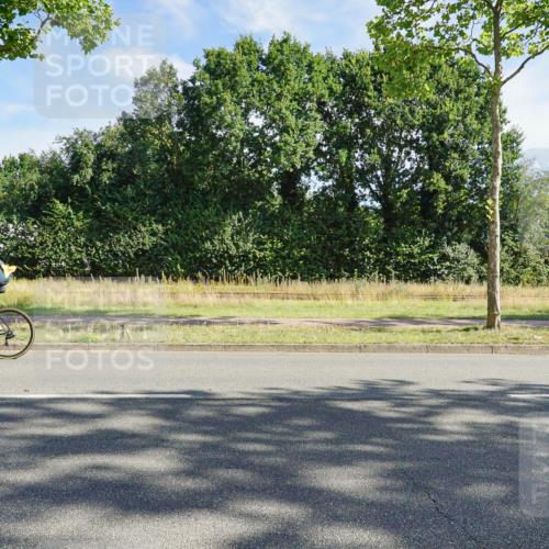 09.08.2026 - GEWOBA Citytriathlon Bremen Michael Burmester http://msf.ph/oto/9957714 09.08.2026 10:24:40 Radfahren 291, 393 meine-sportfotos.de