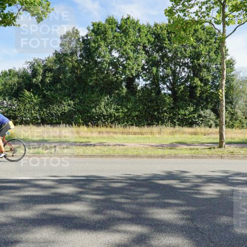 09.08.2026 - GEWOBA Citytriathlon Bremen Michael Burmester http://msf.ph/oto/9957736 09.08.2026 10:25:46 Radfahren 322, 372, 376 meine-sportfotos.de