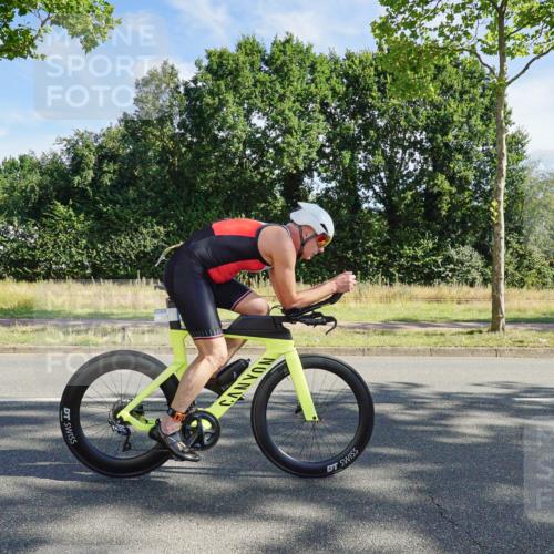 09.08.2026 - GEWOBA Citytriathlon Bremen Michael Burmester http://msf.ph/oto/9957741 09.08.2026 10:25:58 Radfahren 322, 372, 389, 416 meine-sportfotos.de