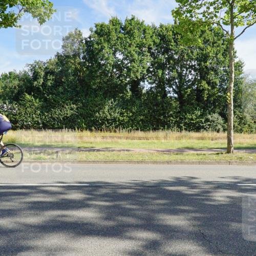 09.08.2026 - GEWOBA Citytriathlon Bremen Michael Burmester http://msf.ph/oto/9957764 09.08.2026 10:26:48 Radfahren 290, 296, 315, 319, 463 meine-sportfotos.de