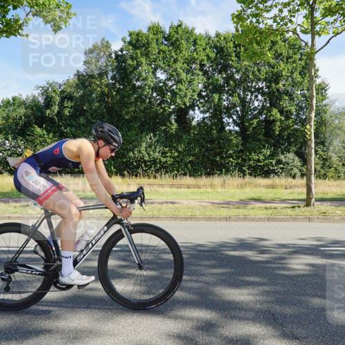09.08.2026 - GEWOBA Citytriathlon Bremen Michael Burmester http://msf.ph/oto/9957773 09.08.2026 10:27:18 Radfahren 342, 375, 391, 447 meine-sportfotos.de