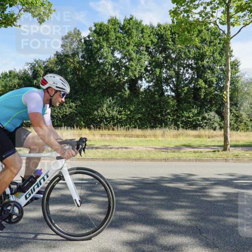 09.08.2026 - GEWOBA Citytriathlon Bremen Michael Burmester http://msf.ph/oto/9957776 09.08.2026 10:27:27 Radfahren 368, 391, 447, 523 meine-sportfotos.de