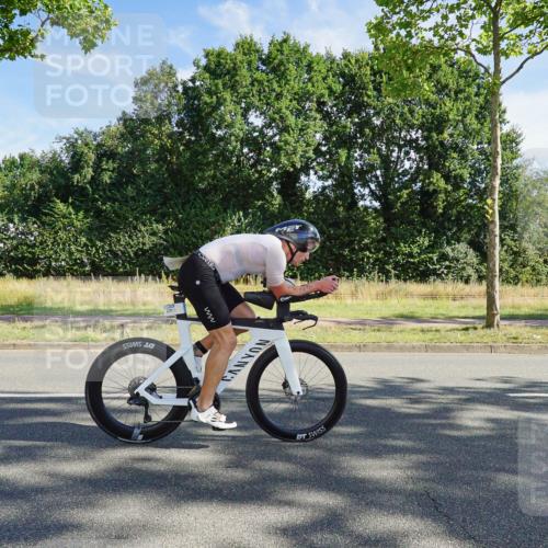09.08.2026 - GEWOBA Citytriathlon Bremen Michael Burmester http://msf.ph/oto/9957780 09.08.2026 10:27:38 Radfahren 338, 339, 368, 523, 529 meine-sportfotos.de