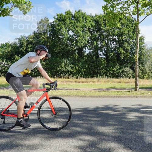09.08.2026 - GEWOBA Citytriathlon Bremen Michael Burmester http://msf.ph/oto/9957782 09.08.2026 10:27:44 Radfahren 338, 339, 529 meine-sportfotos.de