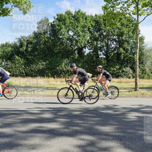 09.08.2026 - GEWOBA Citytriathlon Bremen Michael Burmester http://msf.ph/oto/9957783 09.08.2026 10:27:45 Radfahren 338, 339, 529 meine-sportfotos.de