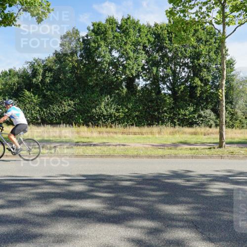 09.08.2026 - GEWOBA Citytriathlon Bremen Michael Burmester http://msf.ph/oto/9957786 09.08.2026 10:27:58 Radfahren  meine-sportfotos.de