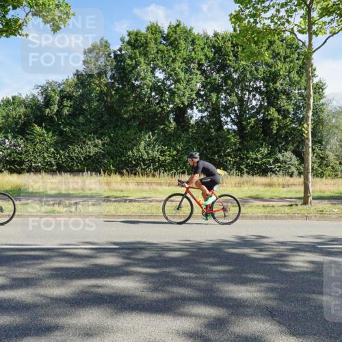 09.08.2026 - GEWOBA Citytriathlon Bremen Michael Burmester http://msf.ph/oto/9957793 09.08.2026 10:28:19 Radfahren 340, 395, 502 meine-sportfotos.de