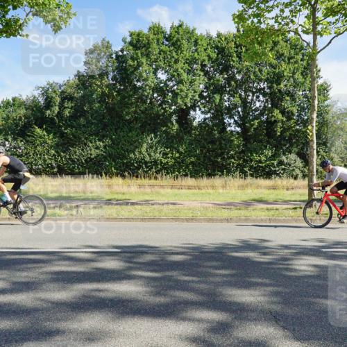 09.08.2026 - GEWOBA Citytriathlon Bremen Michael Burmester http://msf.ph/oto/9957797 09.08.2026 10:28:25 Radfahren 332, 340, 362, 395, 502 meine-sportfotos.de