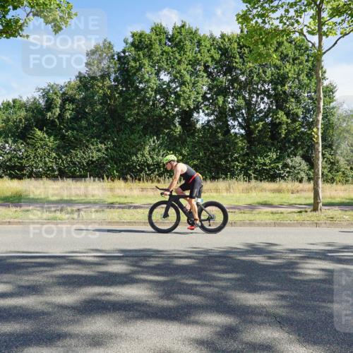 09.08.2026 - GEWOBA Citytriathlon Bremen Michael Burmester http://msf.ph/oto/9957815 09.08.2026 10:28:55 Radfahren 356, 394, 437, 465, 517, 519 meine-sportfotos.de