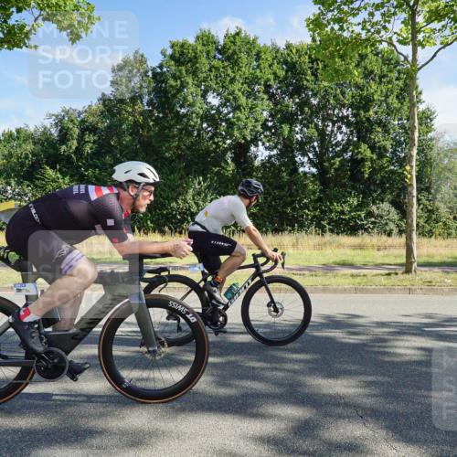 09.08.2026 - GEWOBA Citytriathlon Bremen Michael Burmester http://msf.ph/oto/9957844 09.08.2026 10:29:39 Radfahren 231, 295, 298, 300, 312, 328, 363, 364, 379, 403 meine-sportfotos.de
