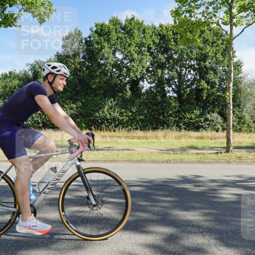 09.08.2026 - GEWOBA Citytriathlon Bremen Michael Burmester http://msf.ph/oto/9957850 09.08.2026 10:29:45 Radfahren 231, 289, 295, 298, 300, 312, 328, 364, 379, 403, 406, 479 meine-sportfotos.de