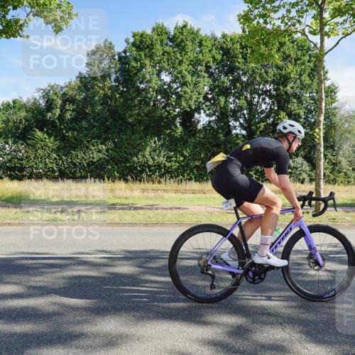 09.08.2026 - GEWOBA Citytriathlon Bremen Michael Burmester http://msf.ph/oto/9957854 09.08.2026 10:29:51 Radfahren 231, 289, 298, 312, 328, 364, 379, 388, 403, 406, 479, 528 meine-sportfotos.de