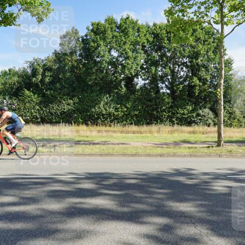 09.08.2026 - GEWOBA Citytriathlon Bremen Michael Burmester http://msf.ph/oto/9957862 09.08.2026 10:30:09 Radfahren 313, 350, 366, 516, 528 meine-sportfotos.de