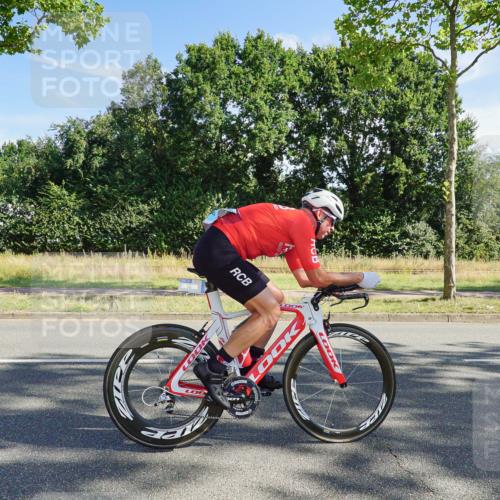 09.08.2026 - GEWOBA Citytriathlon Bremen Michael Burmester http://msf.ph/oto/9957903 09.08.2026 10:31:31 Radfahren 288, 304, 365, 397, 405, 430, 454, 472 meine-sportfotos.de