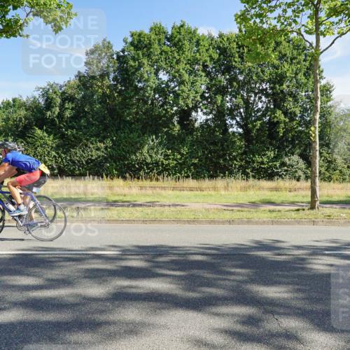 09.08.2026 - GEWOBA Citytriathlon Bremen Michael Burmester http://msf.ph/oto/9957929 09.08.2026 10:32:08 Radfahren 456, 481, 482, 500 meine-sportfotos.de