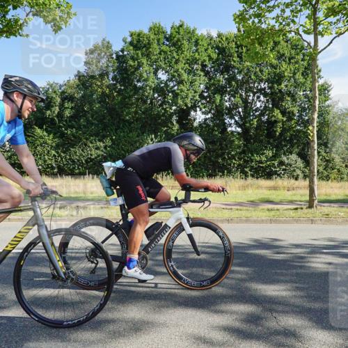 09.08.2026 - GEWOBA Citytriathlon Bremen Michael Burmester http://msf.ph/oto/9957945 09.08.2026 10:32:30 Radfahren 39, 131, 239, 249, 324, 385, 445 meine-sportfotos.de