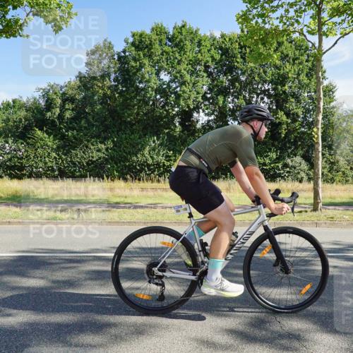 09.08.2026 - GEWOBA Citytriathlon Bremen Michael Burmester http://msf.ph/oto/9957962 09.08.2026 10:32:54 Radfahren 7, 173, 303, 305, 330, 353, 370, 374, 419, 452, 493, 503, 508, 526 meine-sportfotos.de
