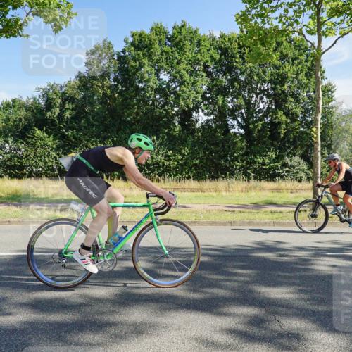 09.08.2026 - GEWOBA Citytriathlon Bremen Michael Burmester http://msf.ph/oto/9957963 09.08.2026 10:32:55 Radfahren 7, 173, 303, 305, 330, 353, 370, 419, 452, 457, 486, 493, 503, 508, 526 meine-sportfotos.de