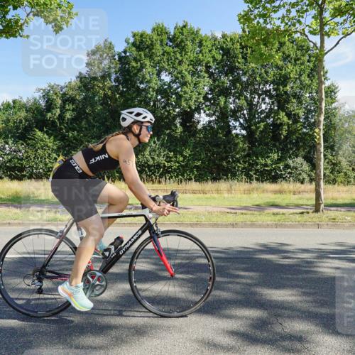 09.08.2026 - GEWOBA Citytriathlon Bremen Michael Burmester http://msf.ph/oto/9957976 09.08.2026 10:33:07 Radfahren 1, 63, 83, 103, 173, 302, 353, 413, 419, 453, 457, 483, 486, 493, 503, 526 meine-sportfotos.de