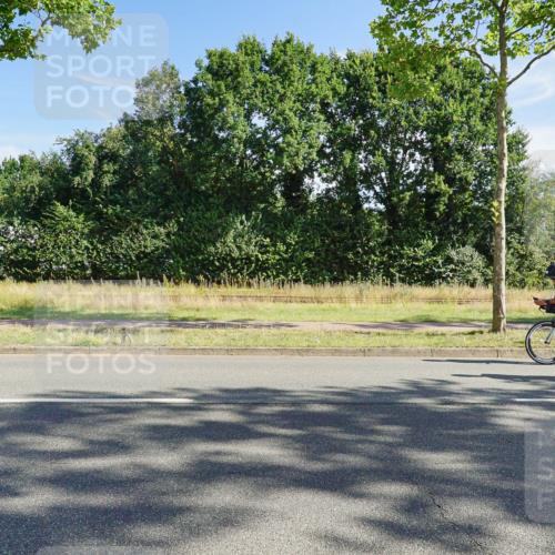 09.08.2026 - GEWOBA Citytriathlon Bremen Michael Burmester http://msf.ph/oto/9957984 09.08.2026 10:33:19 Radfahren 63, 83, 177, 285, 302, 410, 433, 453, 483, 484 meine-sportfotos.de