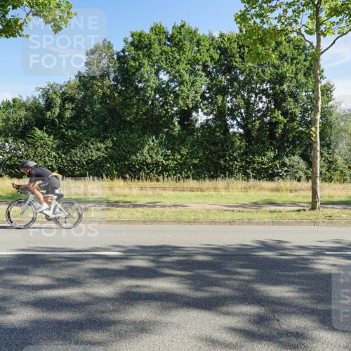 09.08.2026 - GEWOBA Citytriathlon Bremen Michael Burmester http://msf.ph/oto/9957985 09.08.2026 10:33:20 Radfahren 63, 83, 177, 285, 302, 410, 433, 483, 484 meine-sportfotos.de
