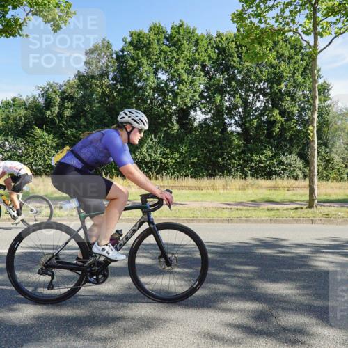 09.08.2026 - GEWOBA Citytriathlon Bremen Michael Burmester http://msf.ph/oto/9957996 09.08.2026 10:33:47 Radfahren 215, 280, 455, 474, 492, 510, 532 meine-sportfotos.de
