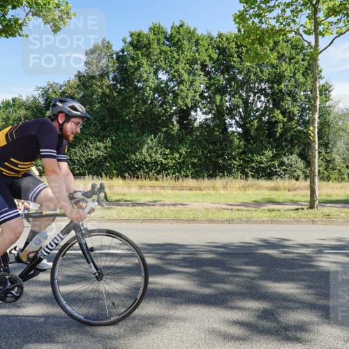 09.08.2026 - GEWOBA Citytriathlon Bremen Michael Burmester http://msf.ph/oto/9958031 09.08.2026 10:34:42 Radfahren 47, 99, 193, 209, 367, 399, 439, 521 meine-sportfotos.de