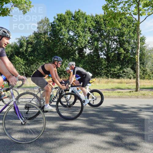 09.08.2026 - GEWOBA Citytriathlon Bremen Michael Burmester http://msf.ph/oto/9958039 09.08.2026 10:34:53 Radfahren 95, 137, 193, 207, 209, 399, 439, 461, 501, 513, 514, 521 meine-sportfotos.de