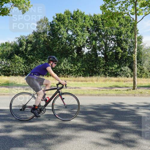 09.08.2026 - GEWOBA Citytriathlon Bremen Michael Burmester http://msf.ph/oto/9958064 09.08.2026 10:35:19 Radfahren 3, 27, 129, 143, 169, 175, 195, 243, 326, 436, 440, 446, 467, 473, 476, 487, 527 meine-sportfotos.de
