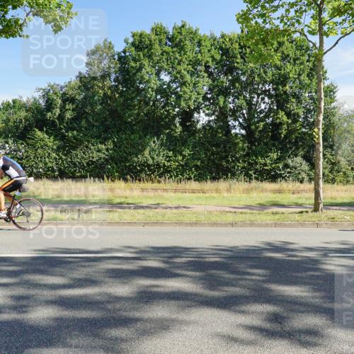09.08.2026 - GEWOBA Citytriathlon Bremen Michael Burmester http://msf.ph/oto/9958070 09.08.2026 10:35:24 Radfahren 3, 15, 27, 87, 129, 169, 175, 189, 195, 243, 326, 361, 436, 440, 446, 467, 473, 476, 487, 504 meine-sportfotos.de