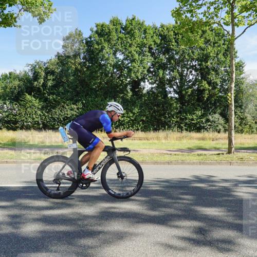 09.08.2026 - GEWOBA Citytriathlon Bremen Michael Burmester http://msf.ph/oto/9958076 09.08.2026 10:35:31 Radfahren 3, 15, 27, 43, 57, 87, 141, 175, 189, 243, 361, 440, 504 meine-sportfotos.de