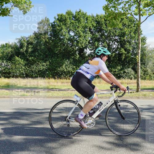 09.08.2026 - GEWOBA Citytriathlon Bremen Michael Burmester http://msf.ph/oto/9958078 09.08.2026 10:35:32 Radfahren 3, 15, 43, 57, 87, 141, 175, 189, 243, 361, 440, 504 meine-sportfotos.de