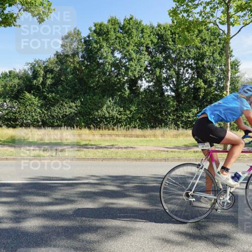 09.08.2026 - GEWOBA Citytriathlon Bremen Michael Burmester http://msf.ph/oto/9958088 09.08.2026 10:35:43 Radfahren 15, 17, 29, 37, 43, 57, 107, 119, 141, 181, 201, 217, 241, 423, 462, 471, 504, 509 meine-sportfotos.de