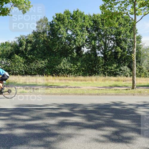 09.08.2026 - GEWOBA Citytriathlon Bremen Michael Burmester http://msf.ph/oto/9958112 09.08.2026 10:36:08 Radfahren 23, 89, 109, 151, 153, 167, 187, 390, 444, 460, 466, 480, 494, 530 meine-sportfotos.de